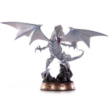 First 4 Figures: Blue Eyes Dragon White (Standard)
